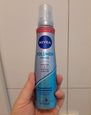 Der Volumen Pflege Schaumfestiger