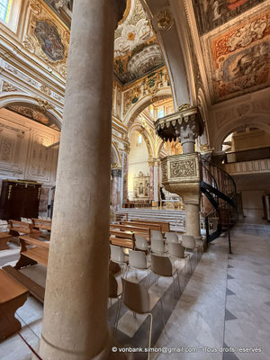 Matera - Duomo : Nef et croisée du transept (vue partielle depuis le bas-côté Sud)