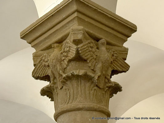 Lecce - Duomo - Crypte : Chapiteau (détail)