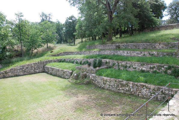 [NU003-2017-104] 13 - La Roque d'Anthéron - Abbaye de Silvacane : Jardins et source