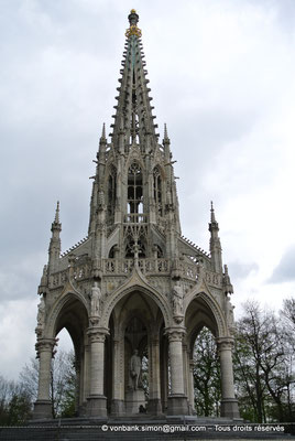 [NU900b-2012-0140] B - Bruxelles - Laeken : Monument de la Dynastie (XIX°)