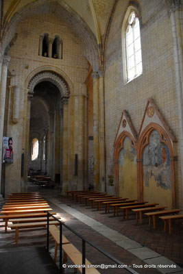 [NU922-2022-2908] 16 - Blanzac - Saint-Arthémy - Collégiale : Nef, vue depuis le portail Ouest (XIII°)