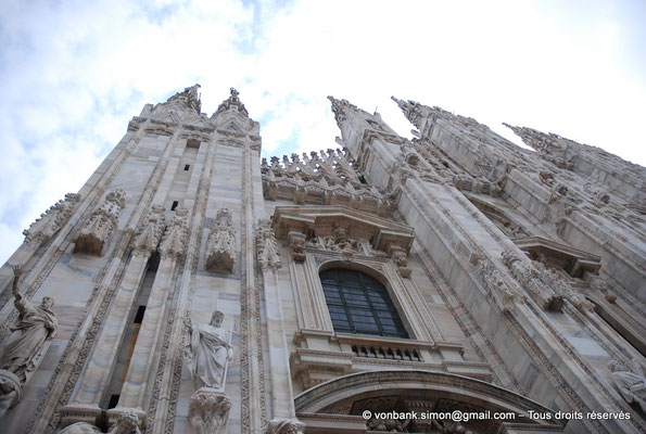 [NU908-2015-0700] Milan - Duomo : Façade (détail)