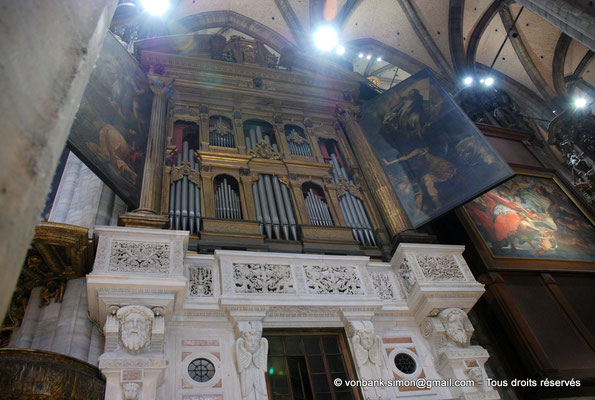 [NU908-2015-0752] Milan - Duomo : Les grandes orgues (1590, Cristoforo VALVASSORI) - Grands volets mobiles (1600,Camillo Procaccini)