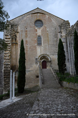 [NU926-2023-6266] 13 - Montmajour - Abbaye Saint-Pierre : Façade occidentale de l'abbatiale
