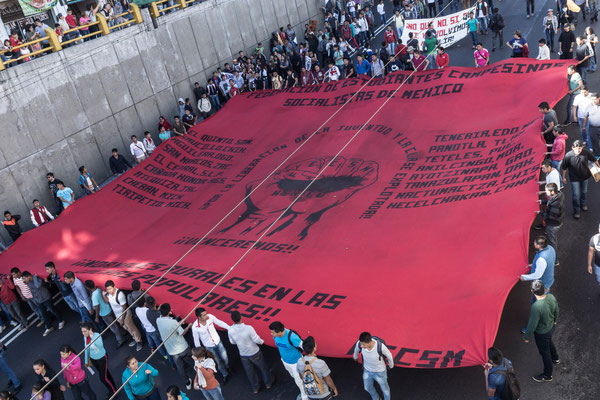 Marcha 2 de Octubre 2015. A 47 años de la masacre de Tlatelolco. 