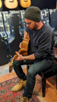 Guitar Shop / Budapest / Ungarn / 2023