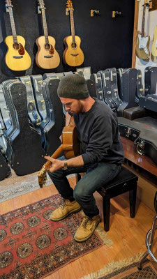 Guitar Shop / Budapest / 2023