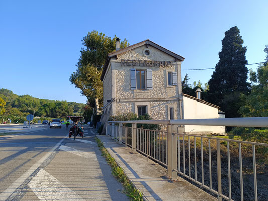 La maison penchée !