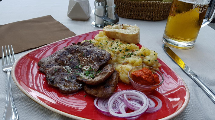 Lammleber mit Kartoffelstampf, da konnte ich nicht widerstehen.