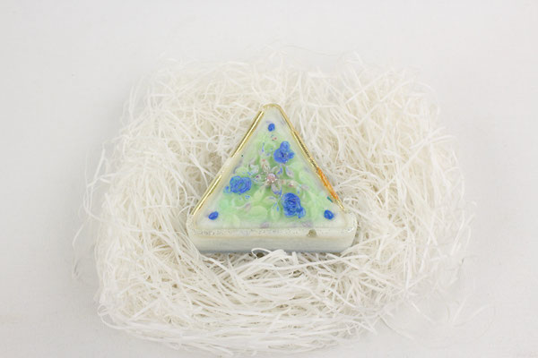 【GS484】「A Flock Of Seagulls / Space Age Love Song」 aroma wax sachet （三角バラ）Lemon x champagne x blackberry ￥3,770 +tax