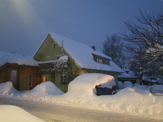 Unser Winterquartier im Allgäu...mein Auto hält Winterschlaf