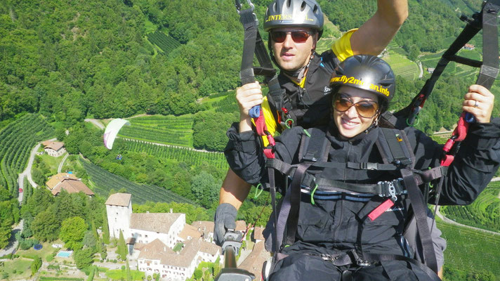 Paragliding Tandem POC Schloss Lebenberg am Marlinger Berg - Castel Monteleone al Monte di Marlengo