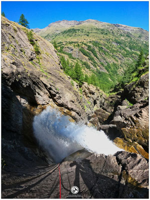 geyser canyon des oules 