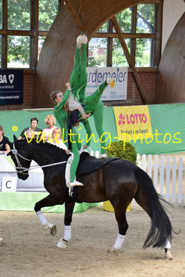 Juniorteam Brakel I (GER); Pferd: Dorian Gray; Longe: Anna Brinkmann