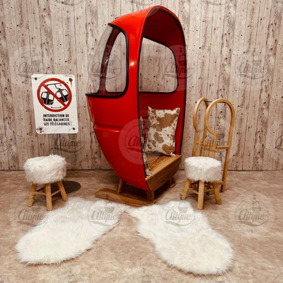 location fauteuil rouge demi cabine télécabine oeuf pour animation noel thème montagne