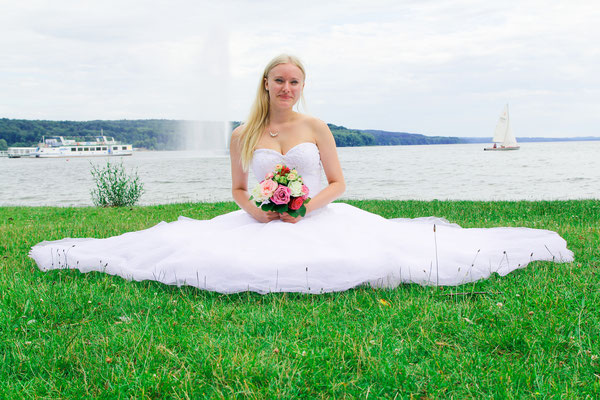 After Wedding Shooting mit Lisa Klingenberg| Teil 2| Hendrikje Richert Fotografie| Neubrandenburg| Lost Place| Natur| Hochzeit| Blumen| See| Tollensesee|