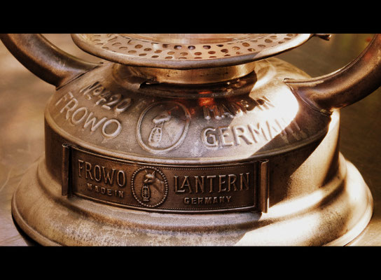 FRÖHLICH & WOLTER - The Loveland Lantern Collection FRÖHLICH & WOLTER - The Loveland Lantern Collection