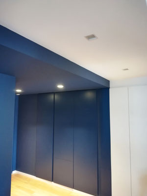 VUE SUR COULOIR PEINT