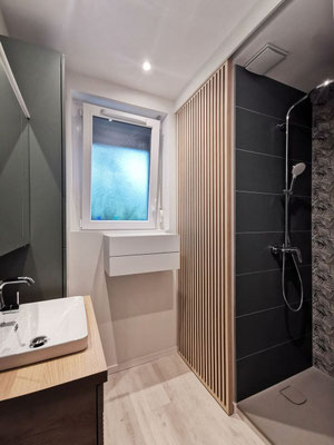 SALLE D' EAU RENOVEE