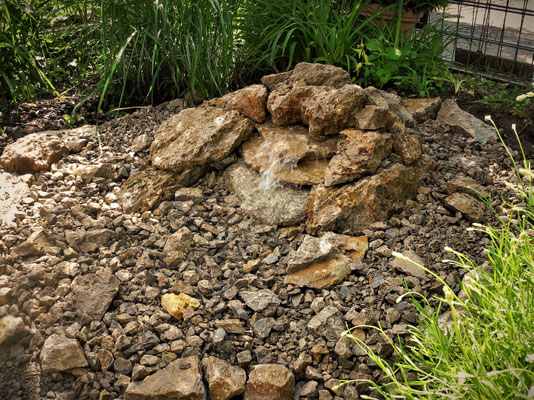 Natursteinarbeiten Pflasterarbeiten Trockenmauer Würzburg