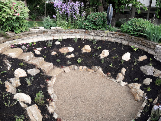 Gartenpflege Pflanzen Naturgarten Baumpflege Stauden Würzburg