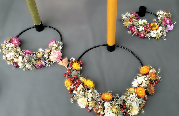 Kerzenhalter mit Trockenblumen