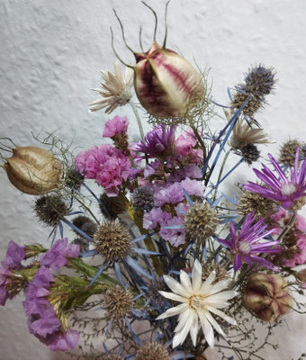 TrockenblumenArrangement "Lilaison"