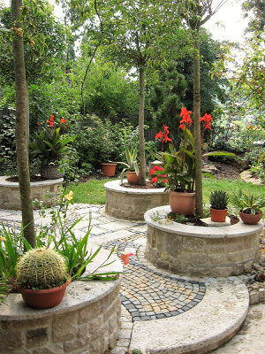 Sitzplatz Naturstein