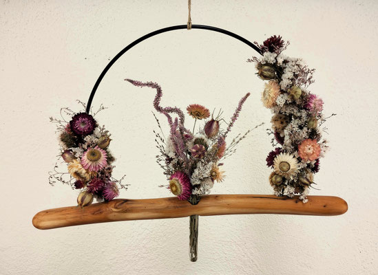 BlütenRing mit Trockenblumendeko
