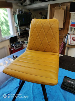 chaise cuir