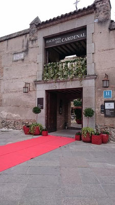 L'entrée des mariés se fera sur un tapis rouge !