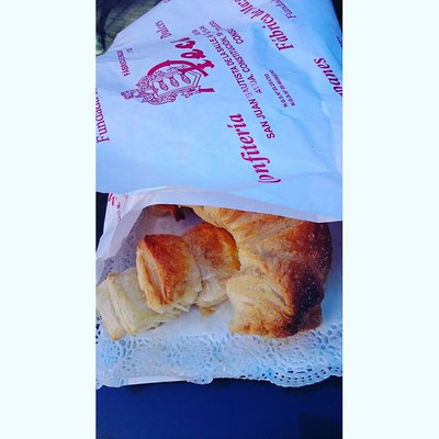 Hojaldrito de miel - comida típica 