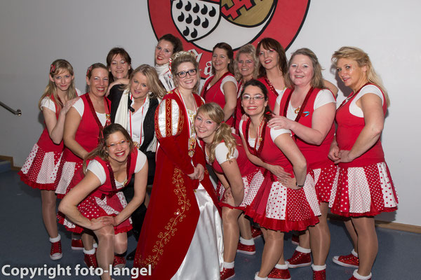 Kostümsitzung 2016 - Rahmkamellchen mit der Jungfrau des Porzer Dreigestirns 2016, Jana Kaemnick 