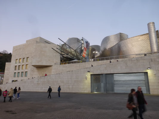 Museo Guggenheim Bilbao (parvis)