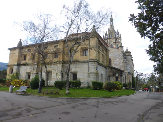 Basílica de Begoña (arrière)