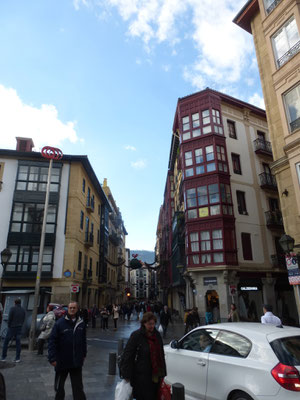 Plaza Miguel de Unamono (bas)