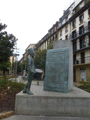 Marcha de San-Sebastian animée par les Tamborradas le 20 janvier
