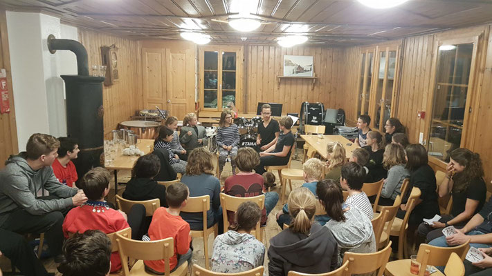 Abendunterhaltung: Impro-Theater!