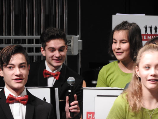 Pascal und Paula singen "Heiweh"