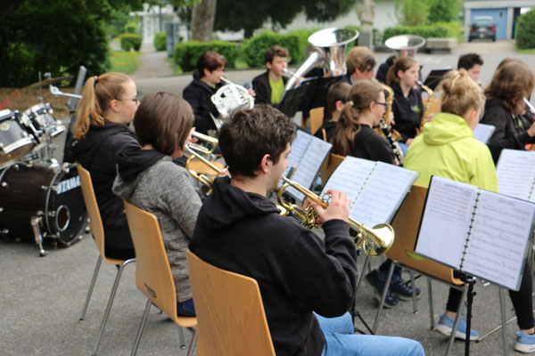 Konzert für die Glarner Primarschüler. Herzlichen Dank an Marco Hodel für die tollen Fotos!