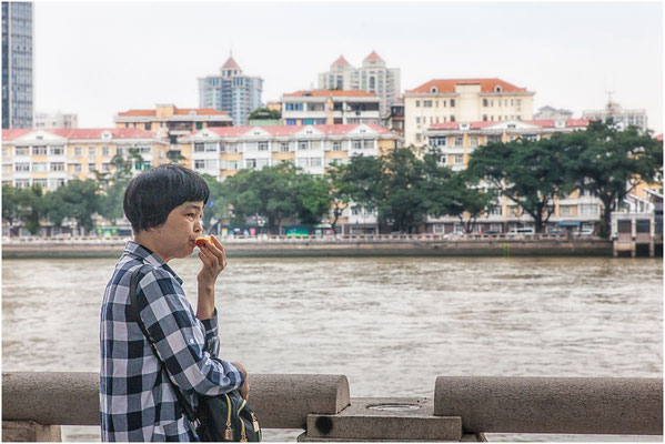 Guangzhou (Canton,  广州市).