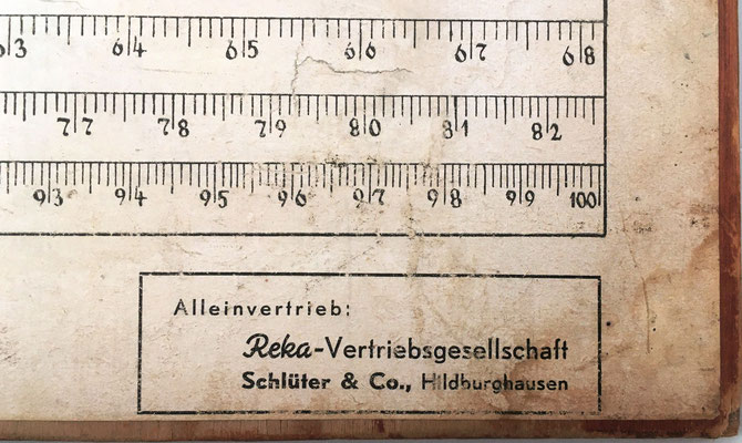 Detalle de la tabla de cálculo. Alleinvertrieb: Reka-Vertriebsgesellschaft, hecho por Schlüter & Co., Hildburghausen (Alemania)