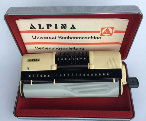 Calculadora mecánica ALPINA, Alemania Federal, año 1961, nº serie 6655