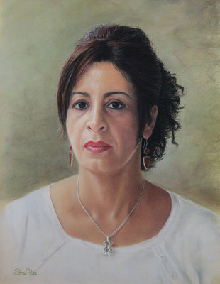 RETRATO DE KHADIJA (Marisa) - Pastel sobre papel Canson (41 x 51) - 2014