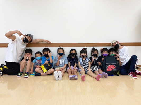 稲毛ダンススクール DOWN BY LAWのキッズクラスにサラが入会してくれました♪とっても頑張り屋さんな良い子です♪