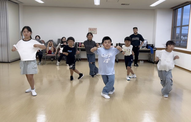 稲毛 キッズダンススクール DOWN BY LAWの17時クラス