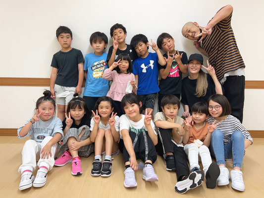 稲毛ダンススクール DOWN BY LAWのキッズクラスにサラちゃんが入会してくれました♪サラちゃん、本当に良く頑張ったね！♪