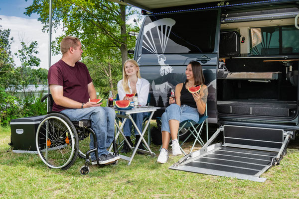Behindertengerechter Volkswagen T5 Freemotion Camper für Selbstfahrer Gebrauchtfahrzeug