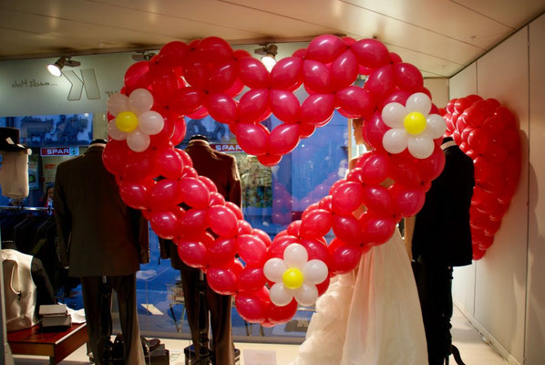 Mr. Balloni.ch, Hochzeit, Liebe,  Ballonherz, Dekoration, Geschenk, Herzen, Valentinstag, Überraschung